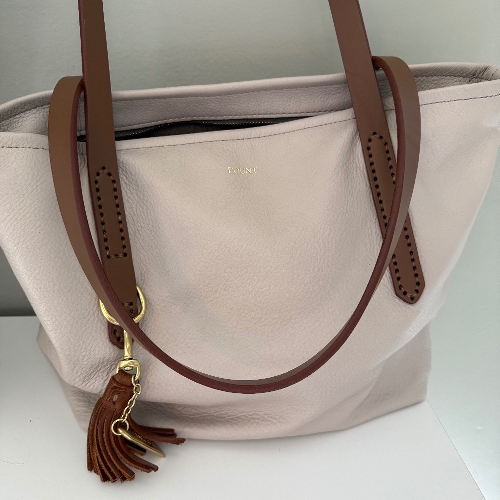 Fount Dove Grey pebble leather Petite Bellfield